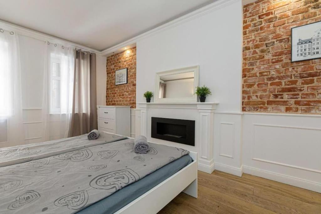Central Wroclaw Apartment - City Center - Bright And Cozy - U11 Breslávia Exterior foto